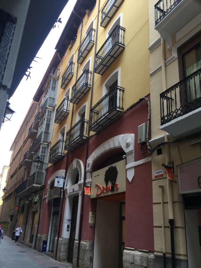 Apartamentos Turisticos Torico Amantes Теруел Екстериор снимка